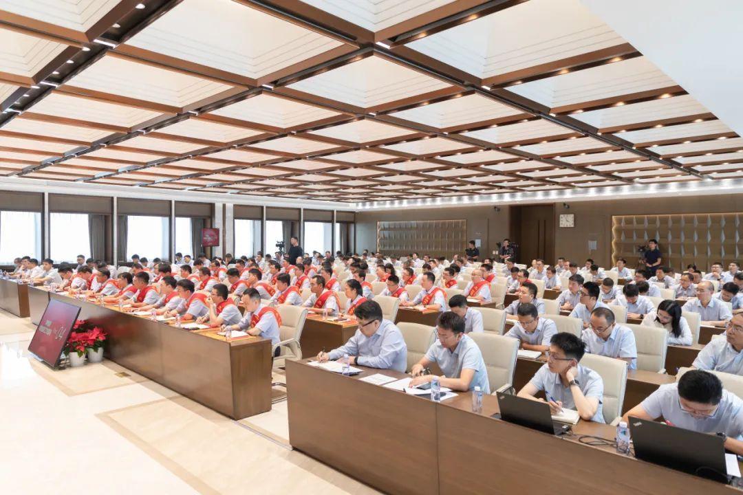 16,968 triệu! Giải thưởng vinh danh khoa học và công nghệ của Yutong lập kỷ lục mới